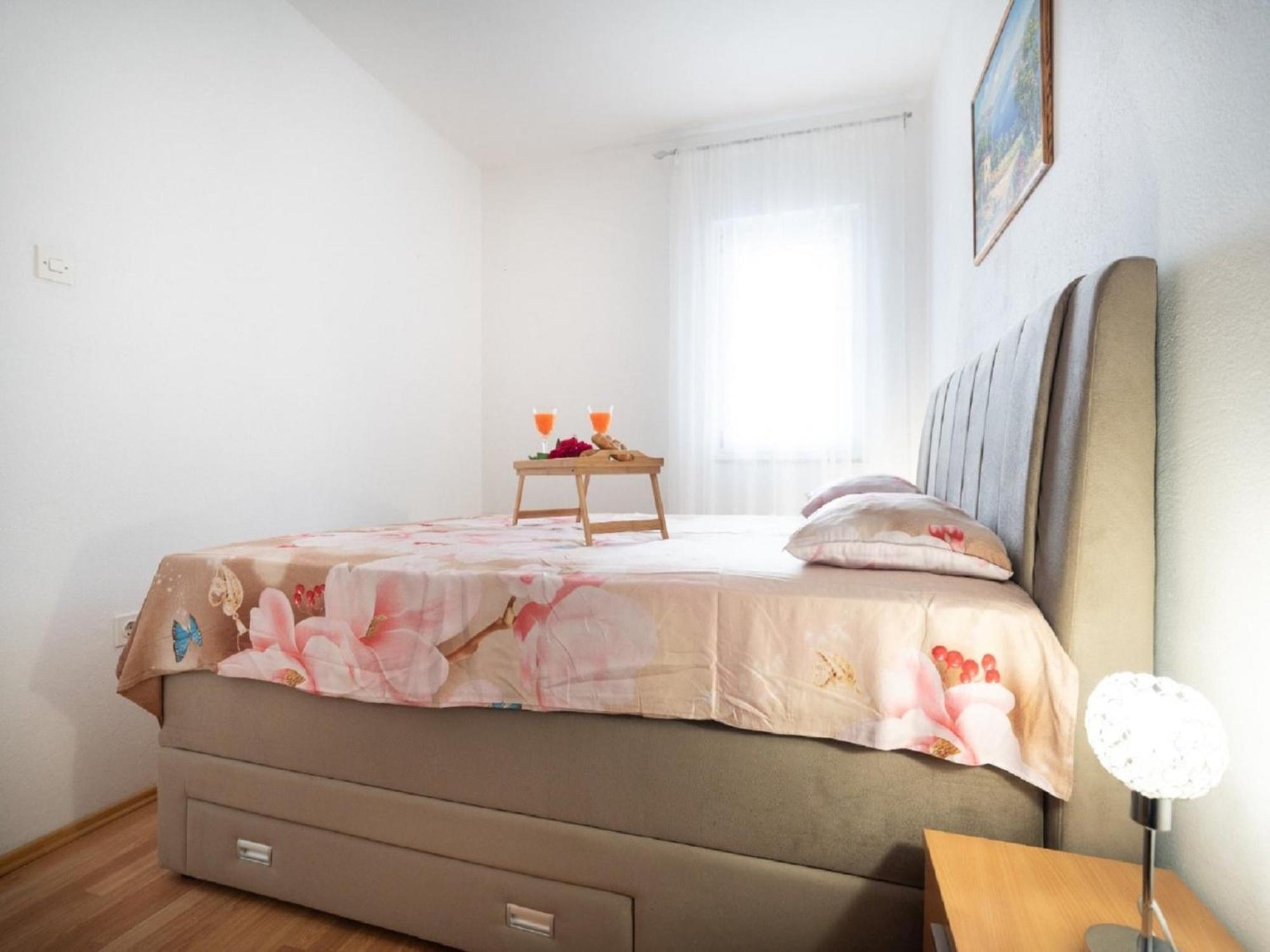 Apartments Milic - One Bedroom Apartment With Sea View And Terrace Gornji Karin Exterior photo
