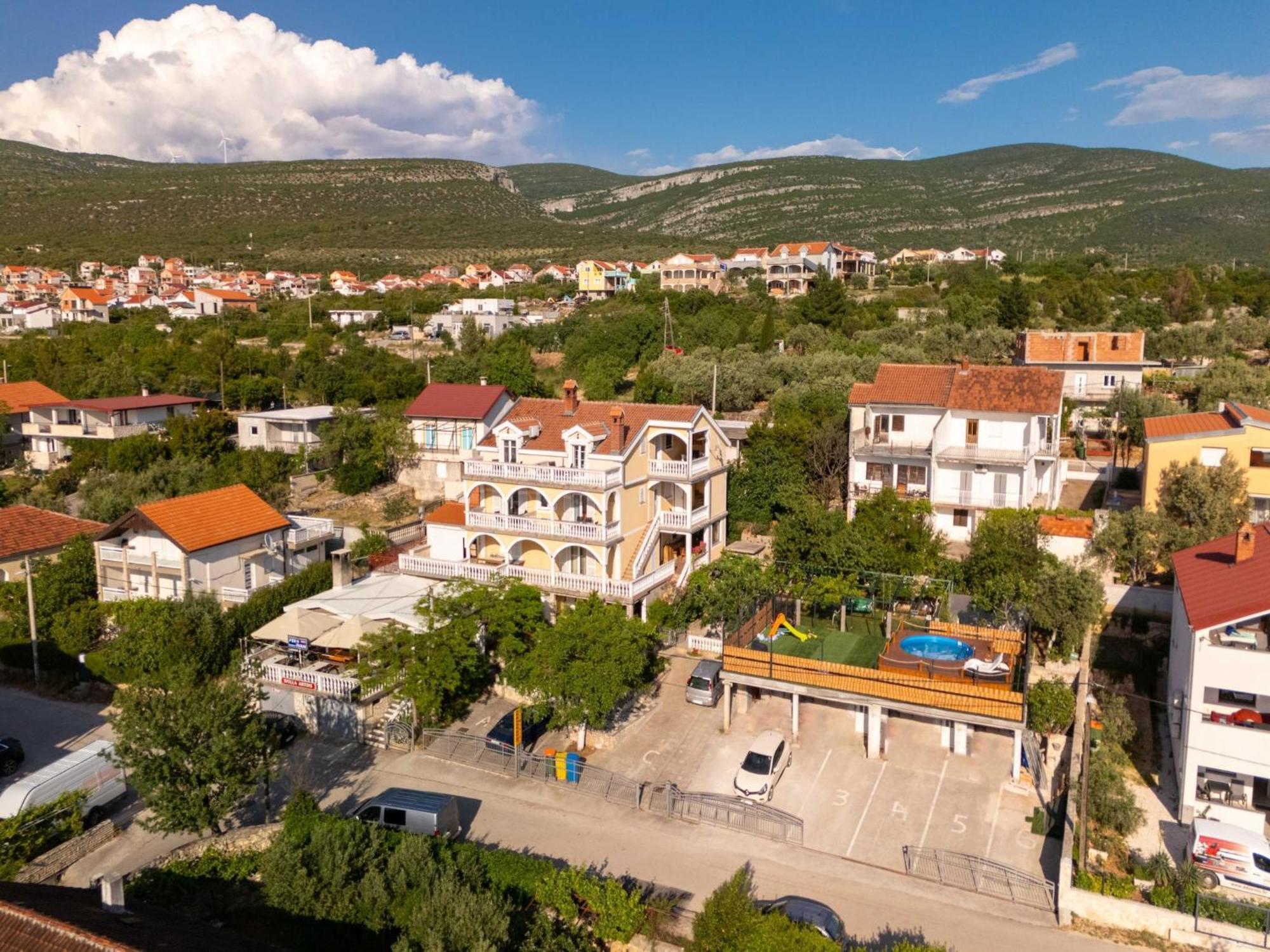 Apartments Milic - One Bedroom Apartment With Sea View And Terrace Gornji Karin Exterior photo